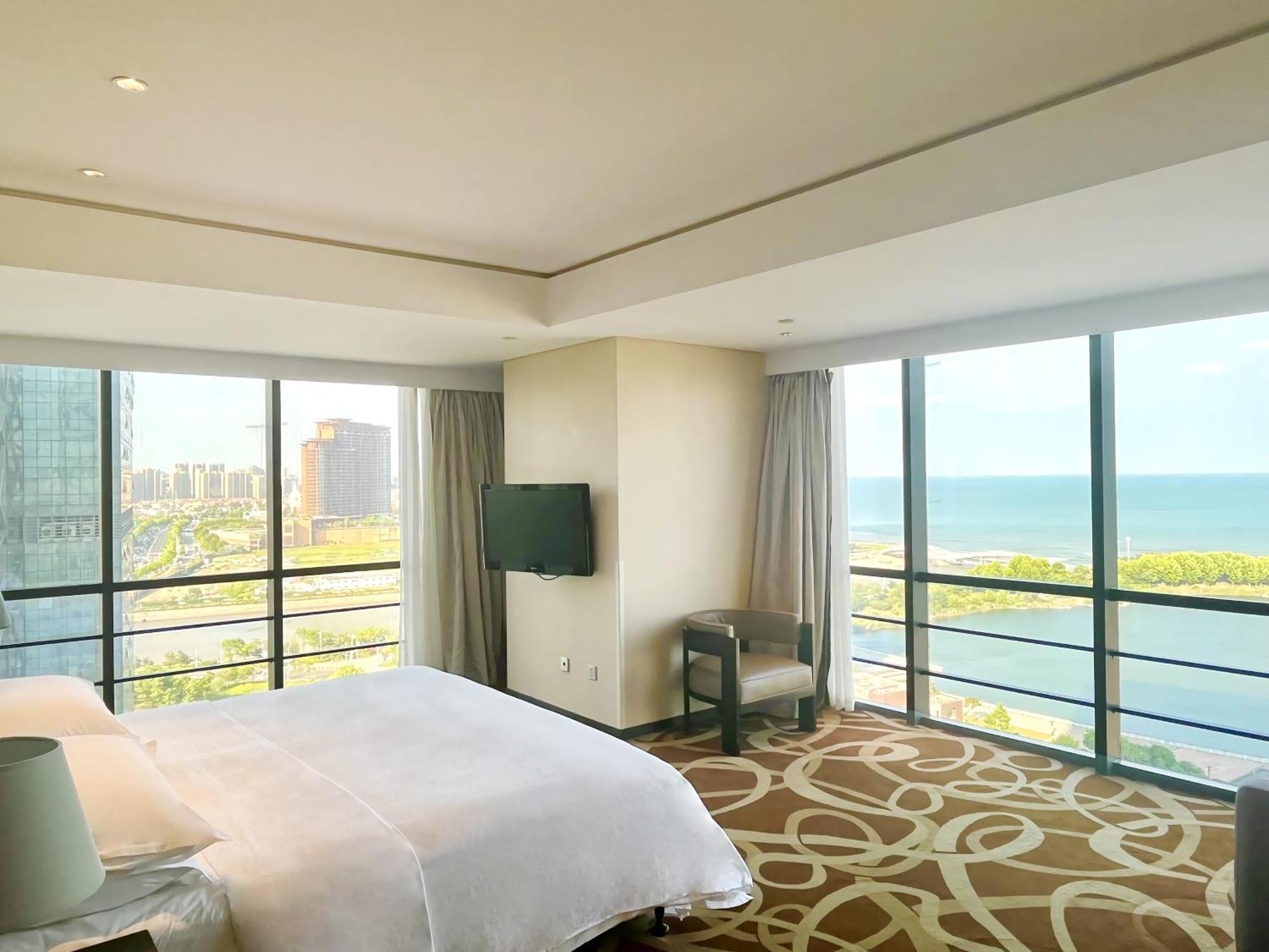 Four Points By Sheraton Qingdao, West Coast Zewnętrze zdjęcie